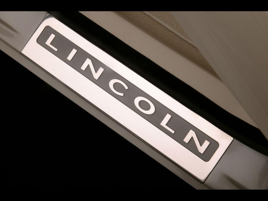  Lincoln Zephyr Concept 2004 года  (фото 20 из 124)